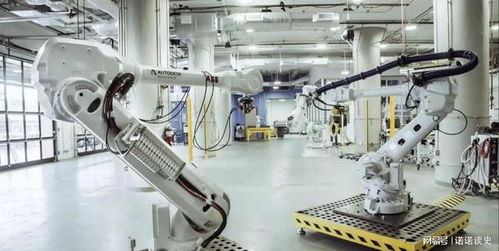 中國(guó)機(jī)器人集群點(diǎn)亮智慧工廠(chǎng)，印度人口紅利面臨數(shù)字化轉(zhuǎn)型挑戰(zhàn)